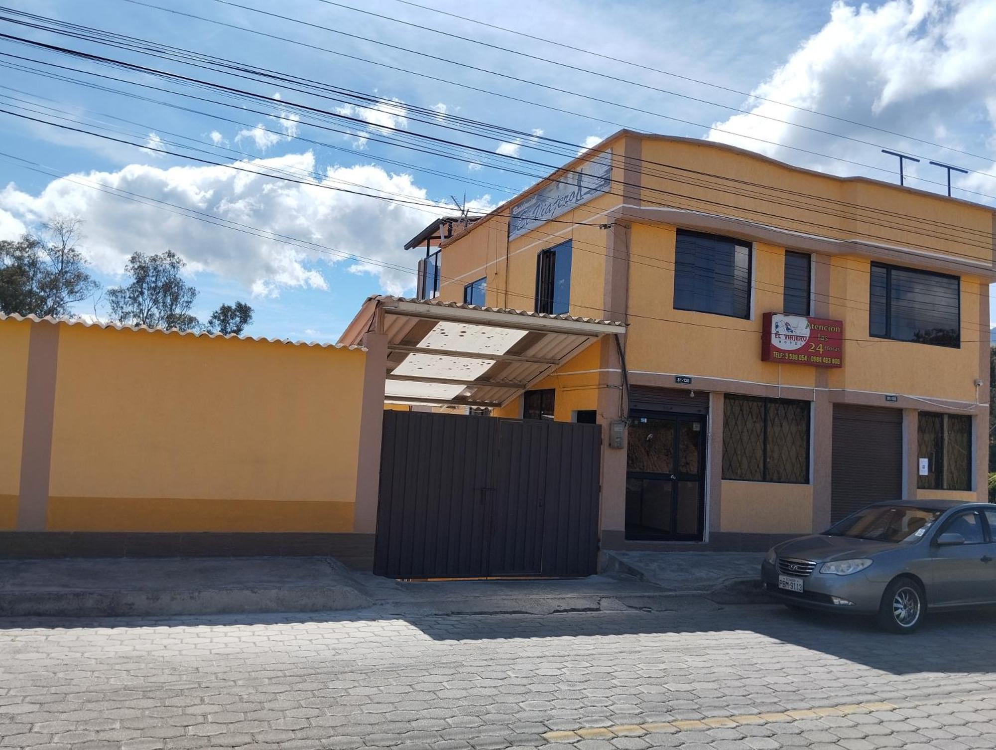Hotel Residencial El Viajero Tababela Exterior photo
